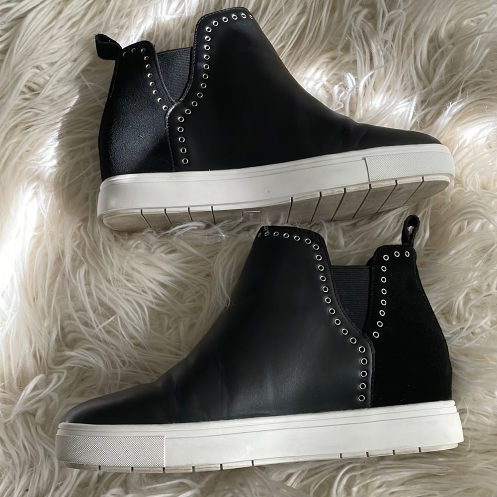 Chelsea and Violet Black Hightop Tennis Shoes Milo